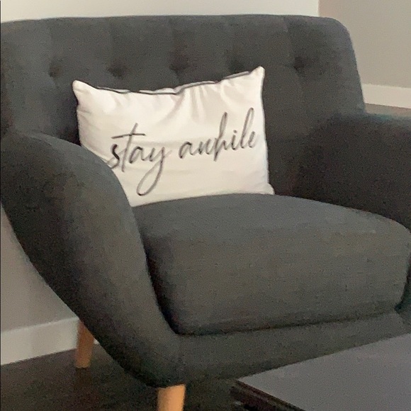 Meet your Posher, Leiane - Picture 1 of 1